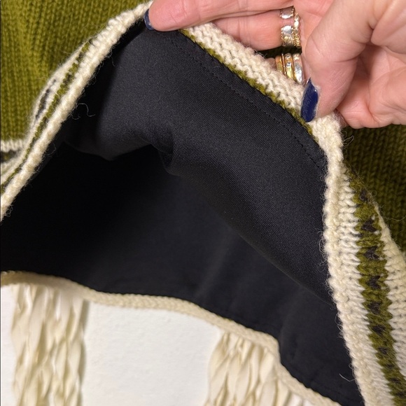 Everest Designers Wool Knit Skirt in Green and Cream Nordic Print Size M/L - Picture 8 of 9